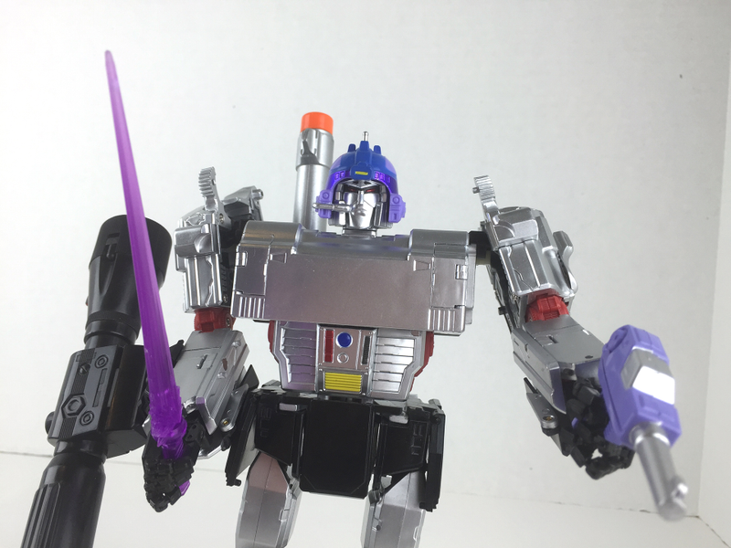 Illustration for article titled A Tale Of Two Megatrons
